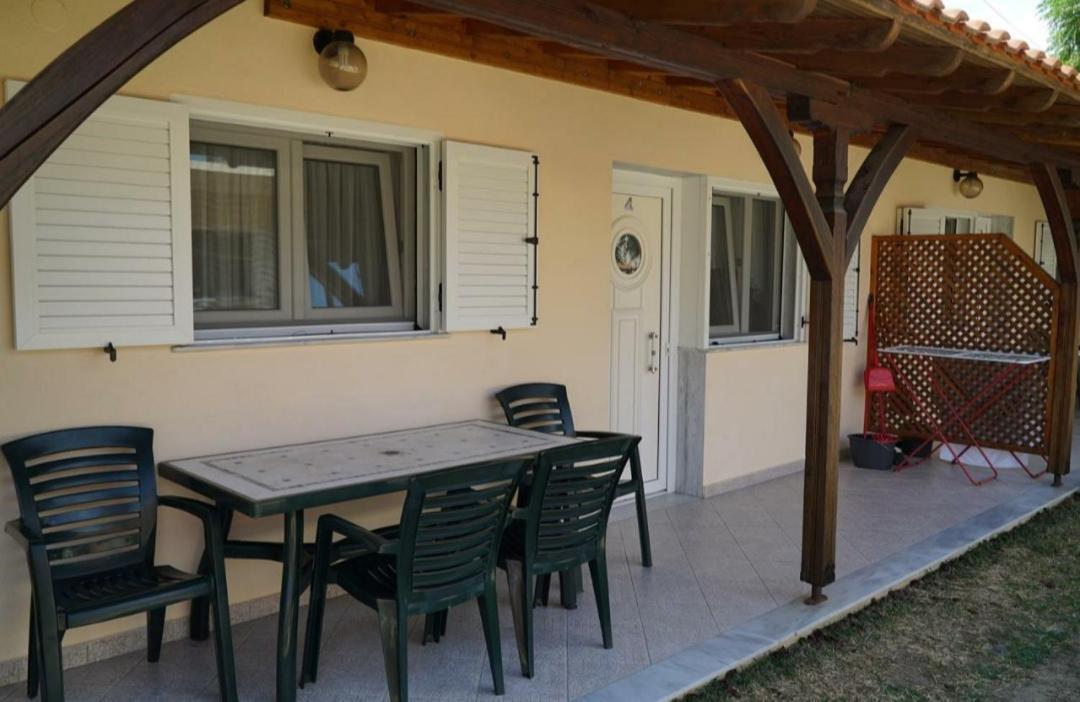 Ammos Kalamitsi Apartamento Exterior foto